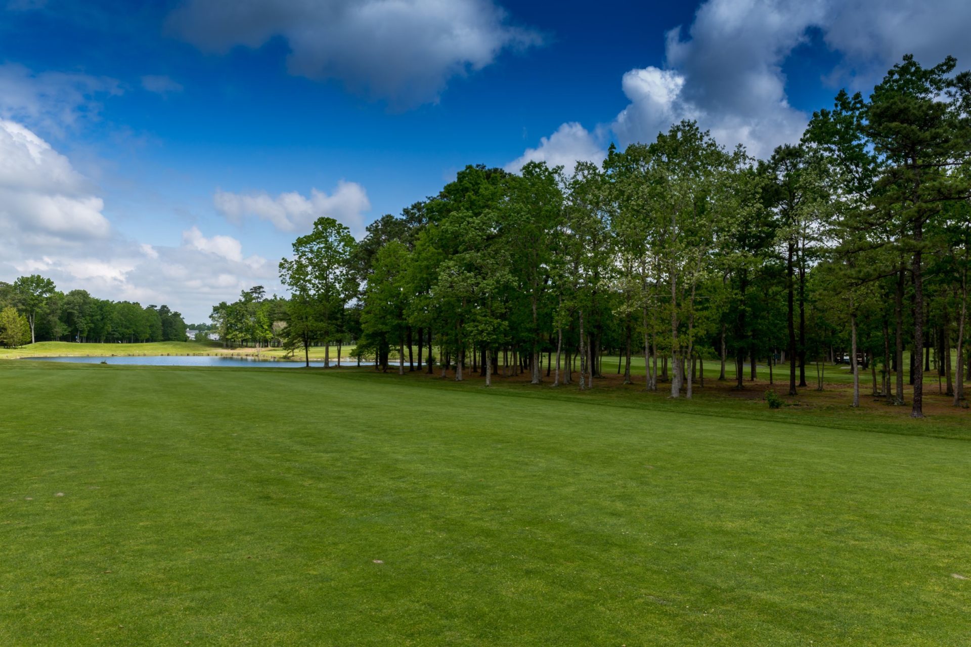 Blue Heron Pines Golf Club and Seven Tap-Tavern